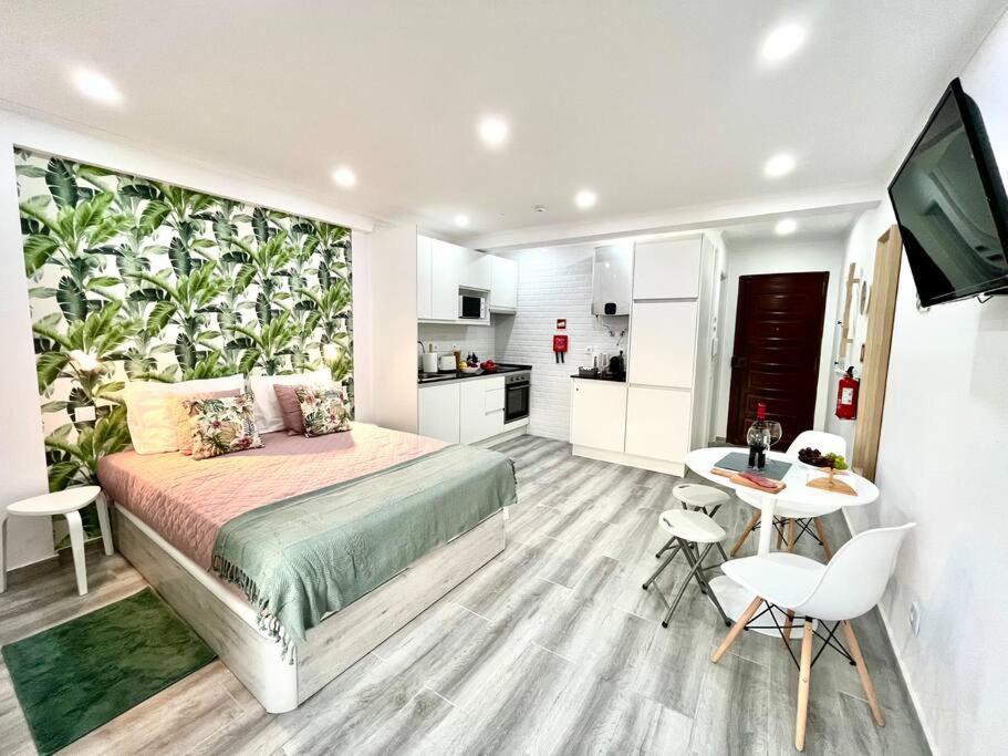 New-Romantic Studio Near The Beach! Paco de Arcos Exterior photo